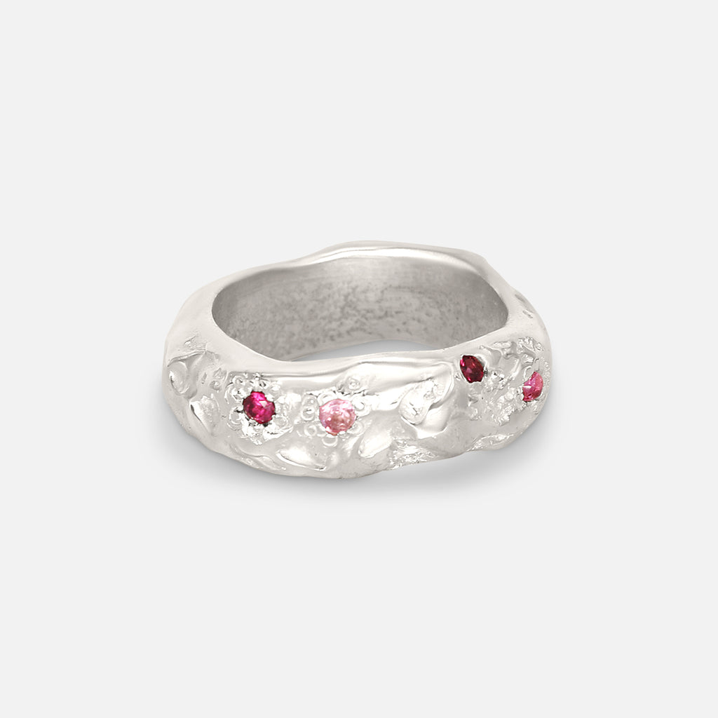 Scoria Band with Stones